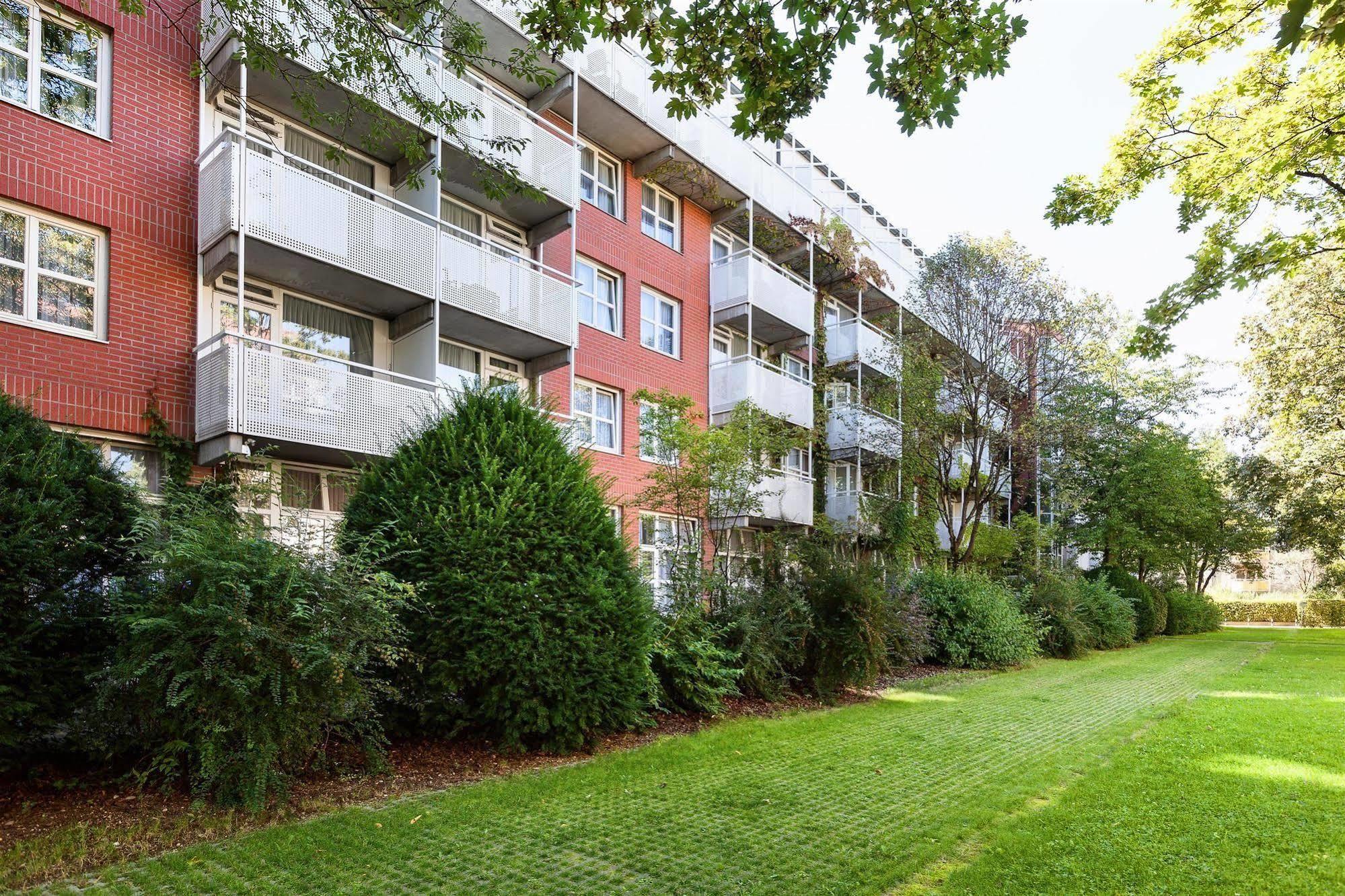 Living Am Olympiapark Aparthotel München