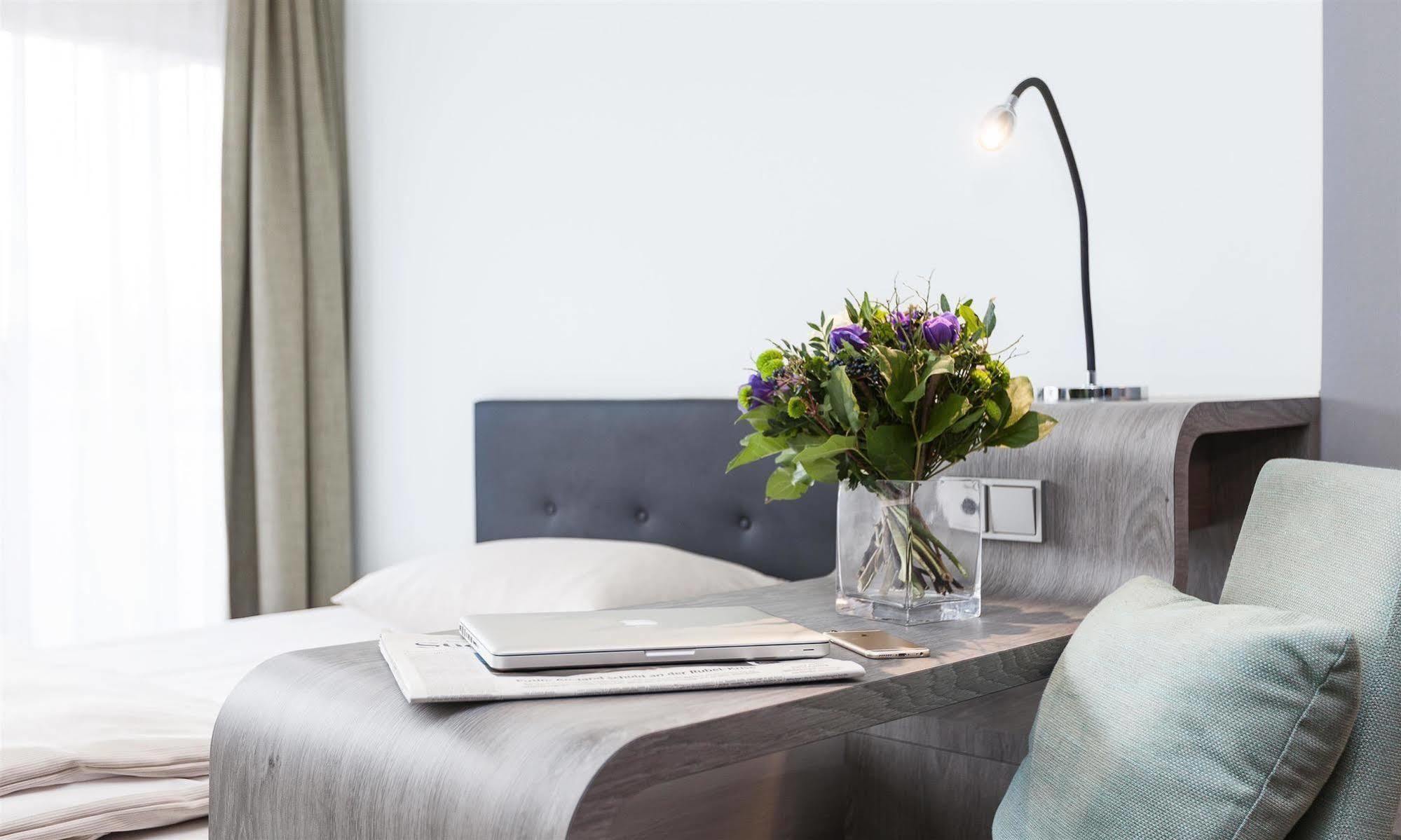 Living Am Olympiapark Aparthotel München